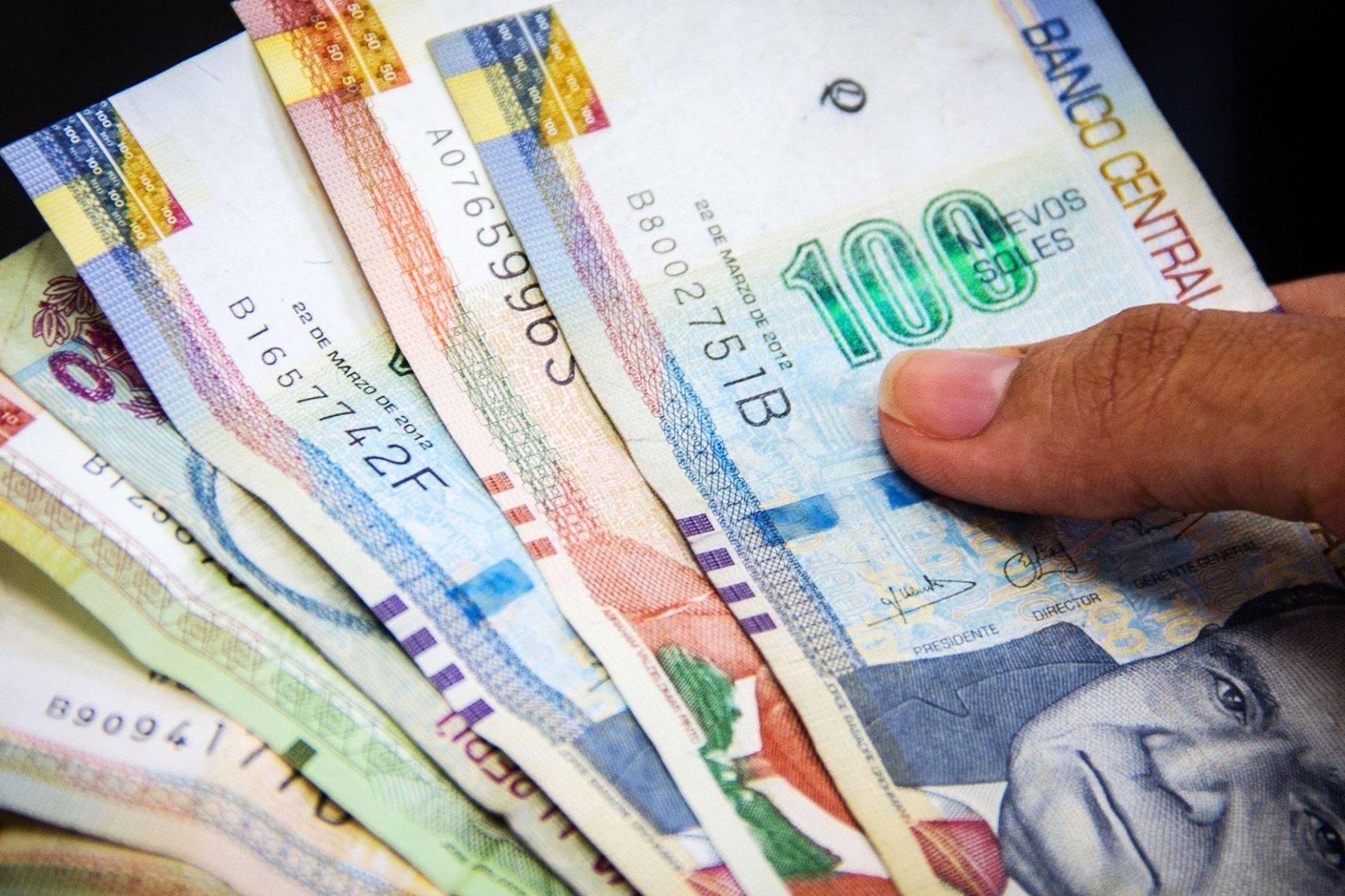Congreso: firman autógrafa de ley para el pago del 100% de CTS a maestros