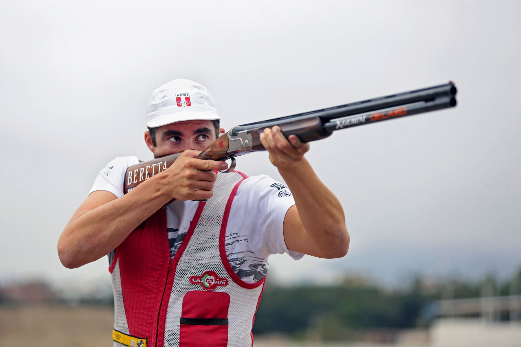 Tirador peruano Nicolás Pacheco se consagra campeón mundial de escopeta