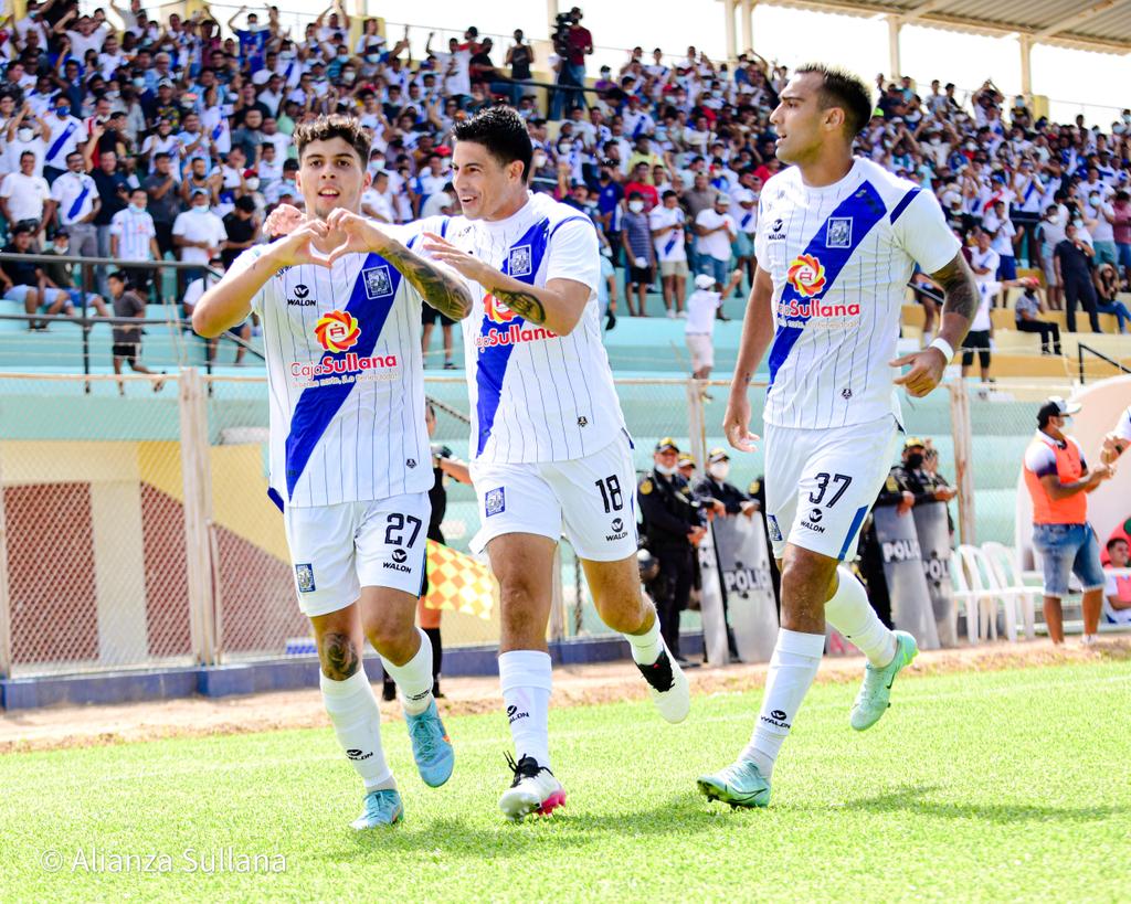 Los “Churres” ganaron 2-0 a Binacional y suben al tercer lugar