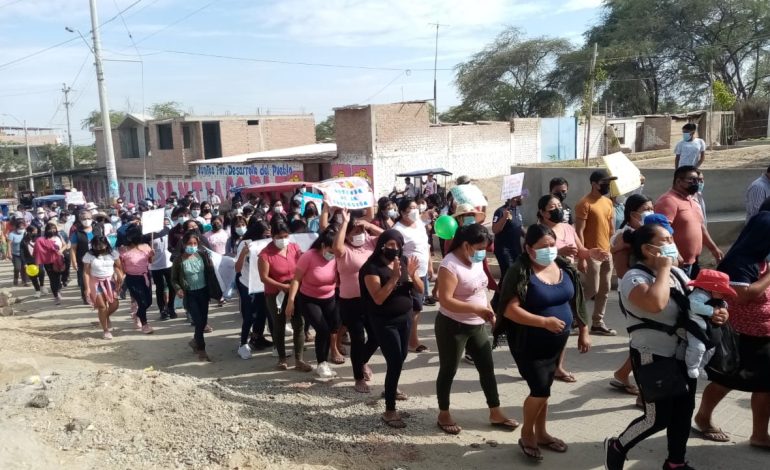 Piura: Más de mil alumnos de La Arena no tiene colegio dónde estudiar