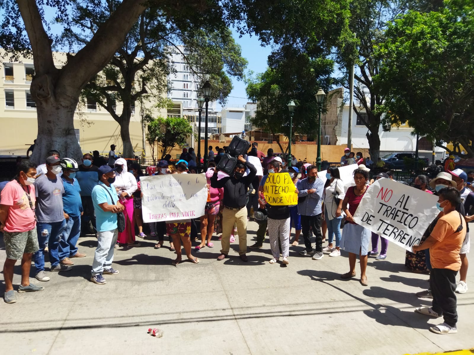 Piura : Moradores de la Upis Nueva Tierra piden no ser desalojados