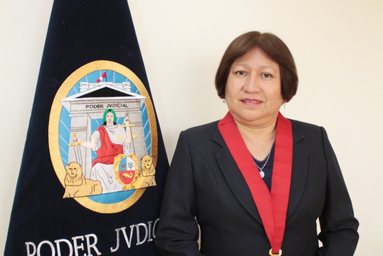 Por primera vez una mujer asume como presidenta de la Corte de Justicia de Piura
