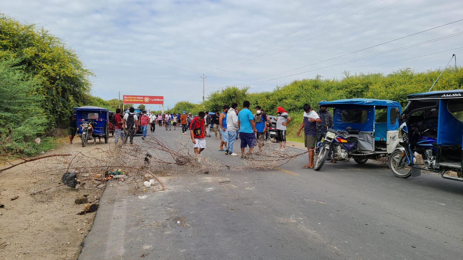 Policía advierte suspensión de derechos constitucionales a quienes bloqueen carreteras