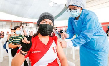 Más de 700 mil piuranos recibieron sus tres dosis de la vacuna contra la covid-19