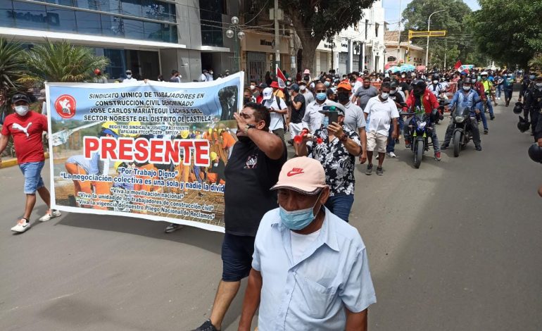 Piura: Gremios protestan contra presidente Pedro Castillo exigiendo cumpla promesas de campaña