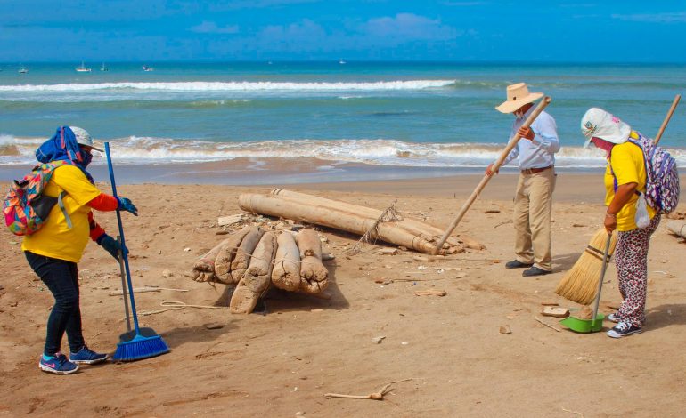 Piura: municipalidad convoca a población para limpiar playas de Sechura