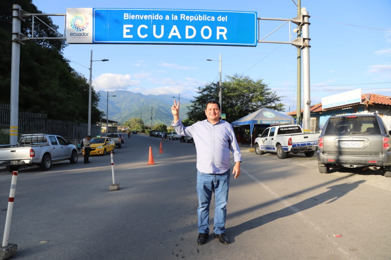 Gobernador de Piura continúa sin declarar a la Fiscalía por cartas fianzas falsas