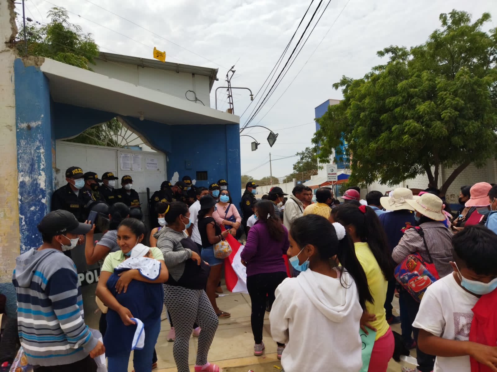 Piura: Moradores piden al alcalde de VDO no ser desalojados de sus viviendas