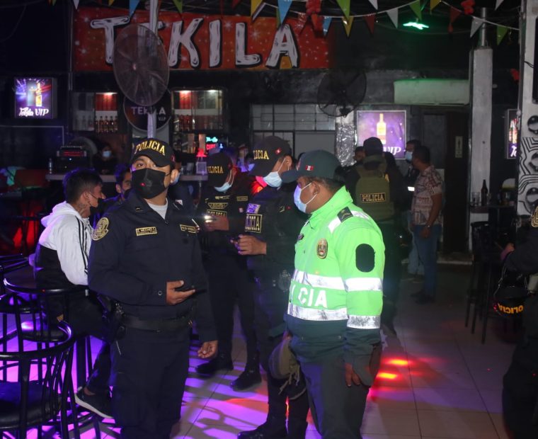 Municipalidad de Piura, Migraciones y la Policía intervienen prostíbulos y bares