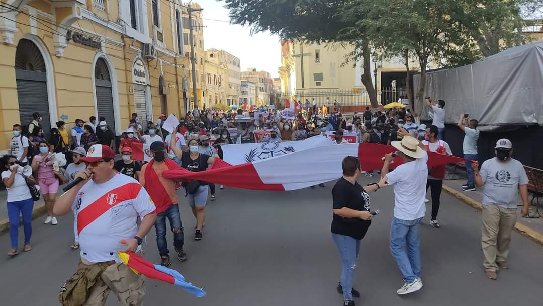 Piuranos protestarán en el JNE por presunto fraude en elecciones presidenciales