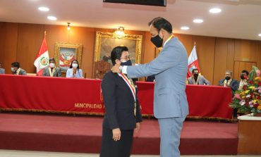MPP condecora con la Medalla de Oro de la Ciudad al Colegio Nuestra Señora de Lourdes