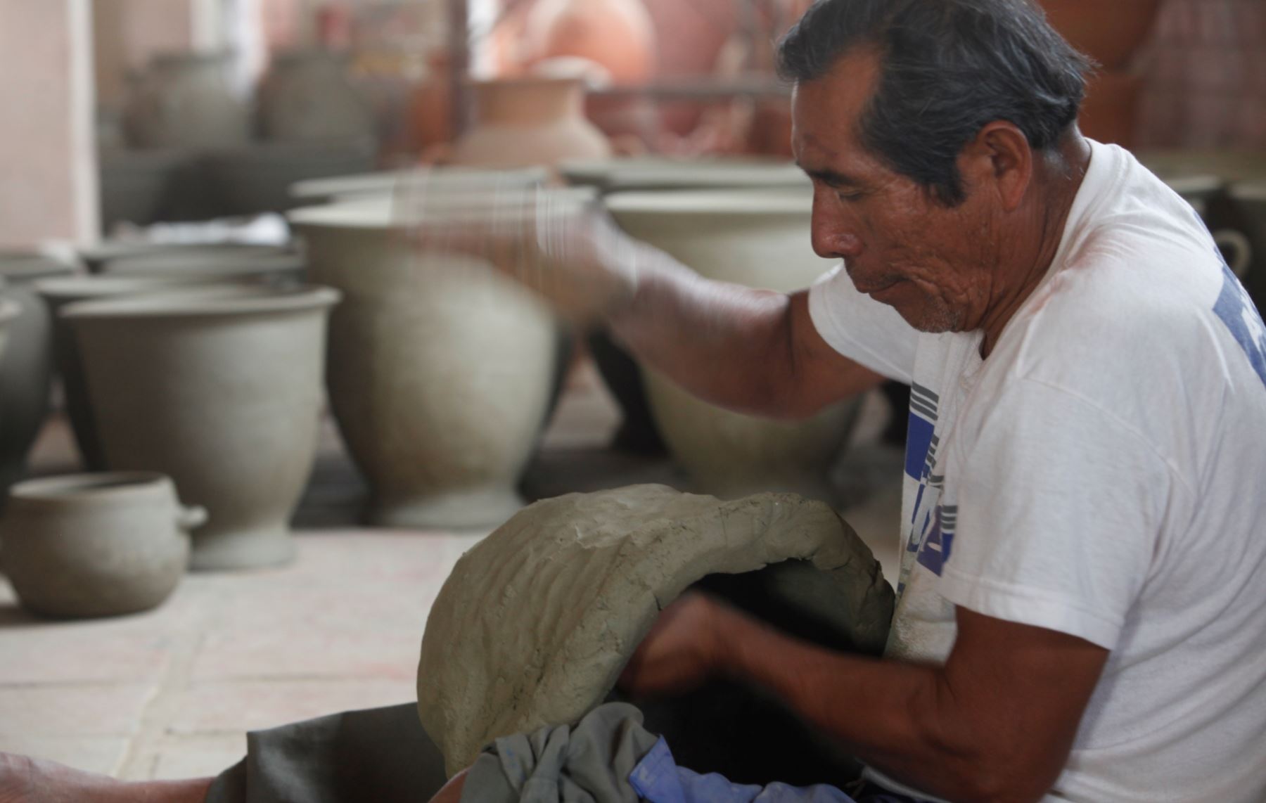 Piura: Adultos mayores que se dedican a la artesanía tendrán apoyo del Mincetur