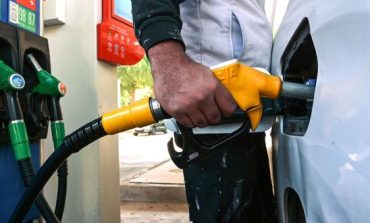 Desde el 30 de agosto se venderá solo dos tipos de gasolina
