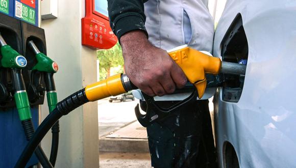 Desde el 30 de agosto se venderá solo dos tipos de gasolina