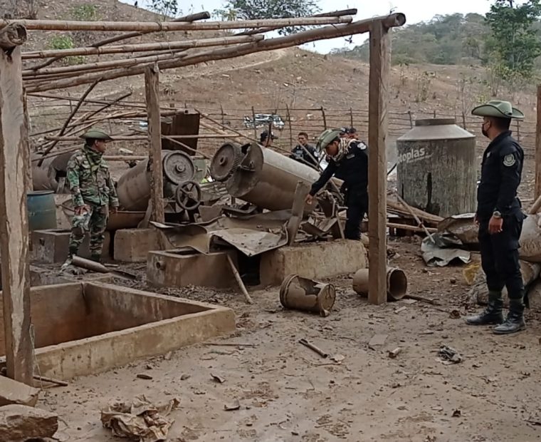 Destruyen cinco plantas de minería ilegal en Suyo