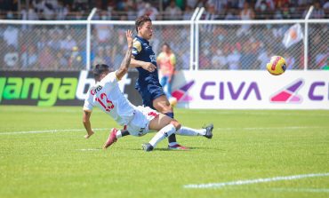 Alianza Lima derrota 2-1 a Atlético Grau en Piura