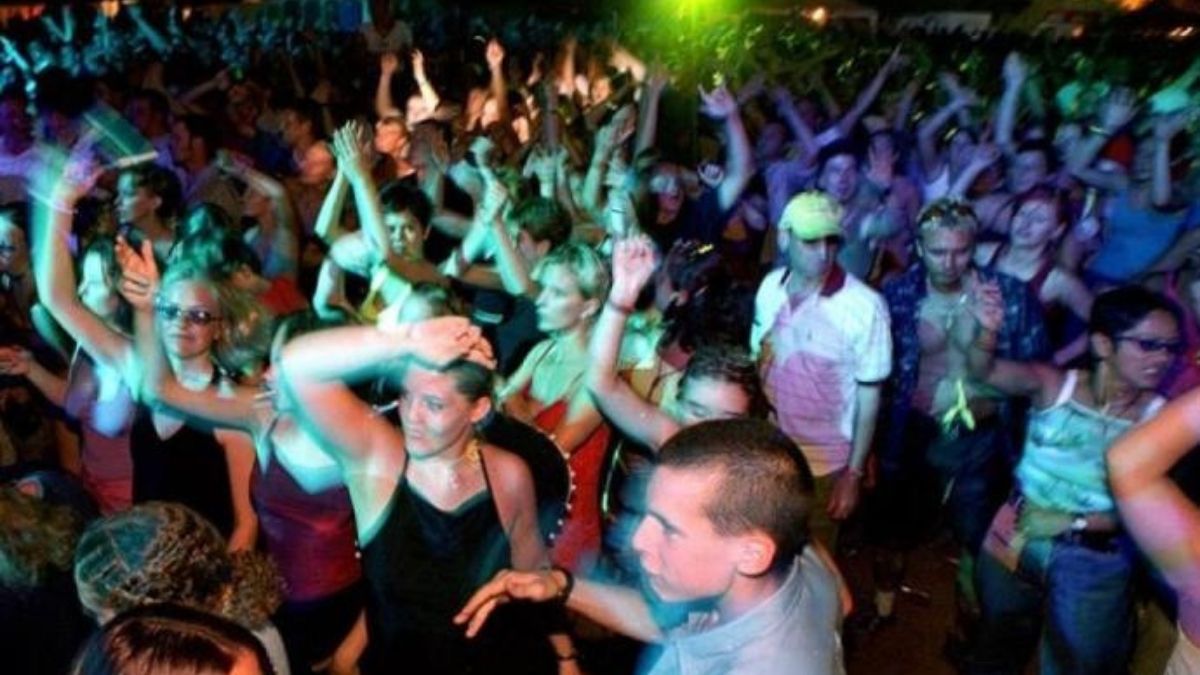 Minsa evalúa suspender fiestas, eventos y discotecas ante aumento de contagios por Covid-19