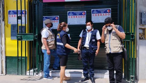 Sullana: Clausuran y multan farmacias porque conservaban los medicamentos en áreas no apropiadas