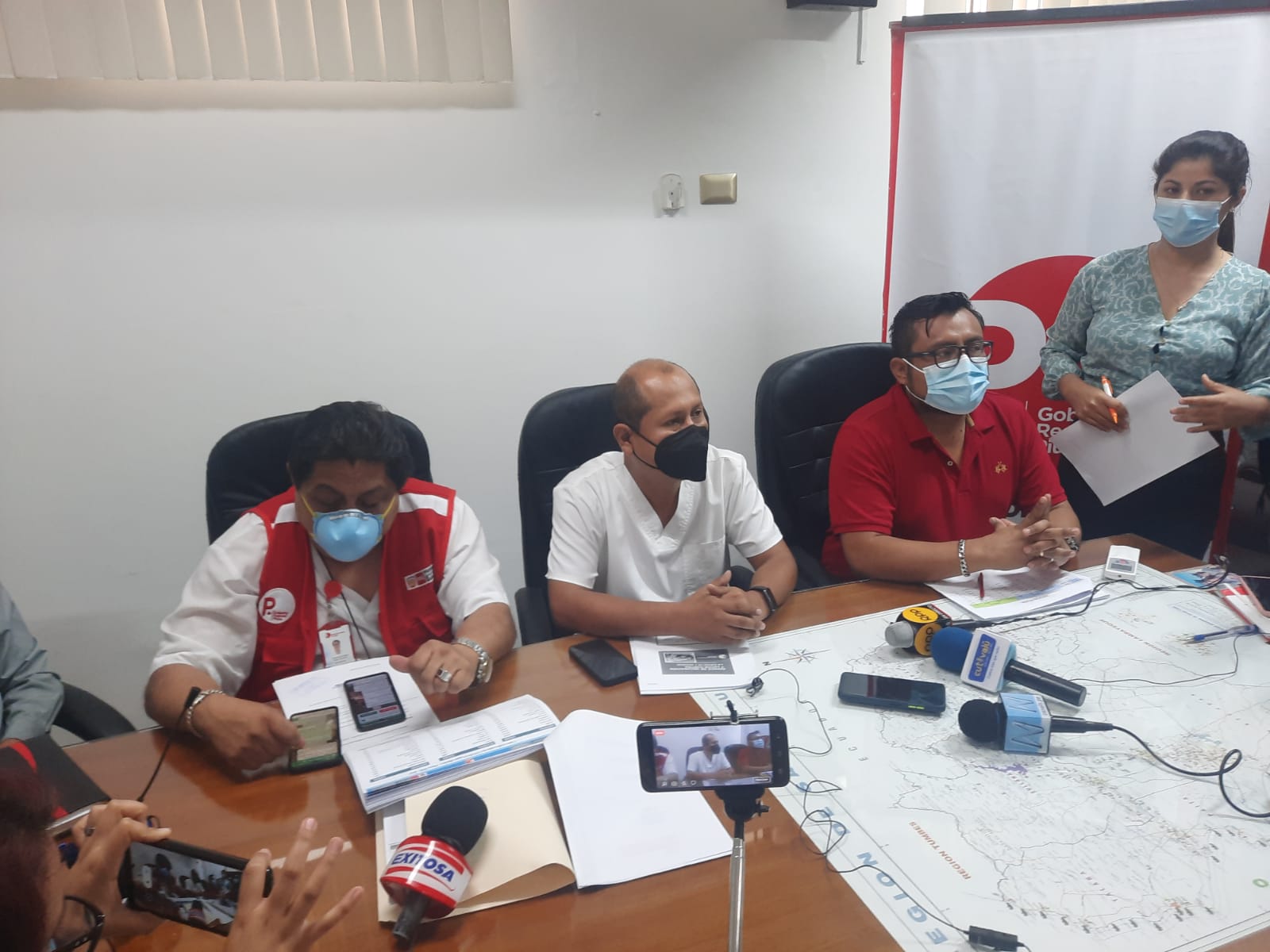 Piura : 10 colegios en cuarentena por cuarta ola de covid-19 en la región