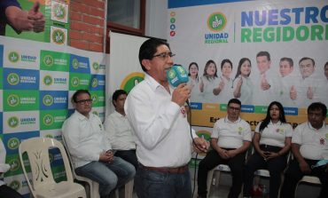 Walter Guerrero de Unidad Regional presenta lista de candidatos a regidores