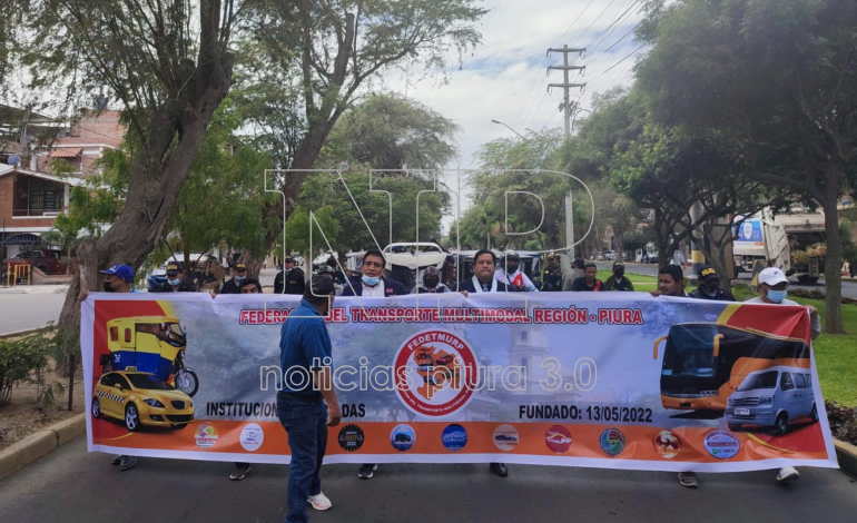 Paro de transportistas en Piura: gremios se movilizan por la ciudad