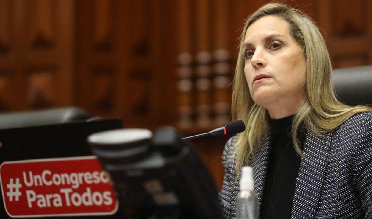 IEP: 53% de ciudadanos consideró negativa la gestión de María del Carmen Alva en el Congreso