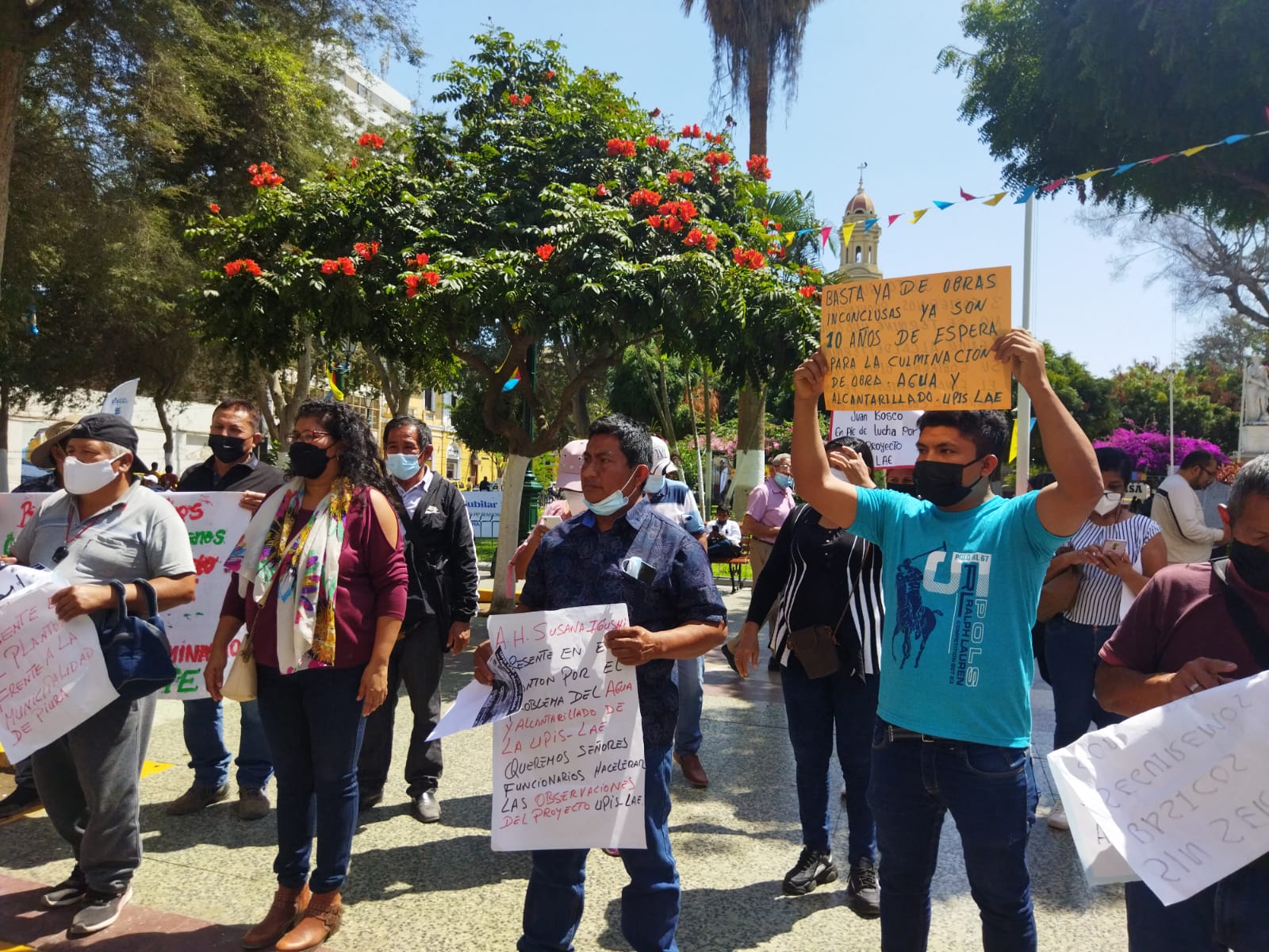 Moradores de la UPIS LAE exigen la culminación de la obra de agua y alcantarillado
