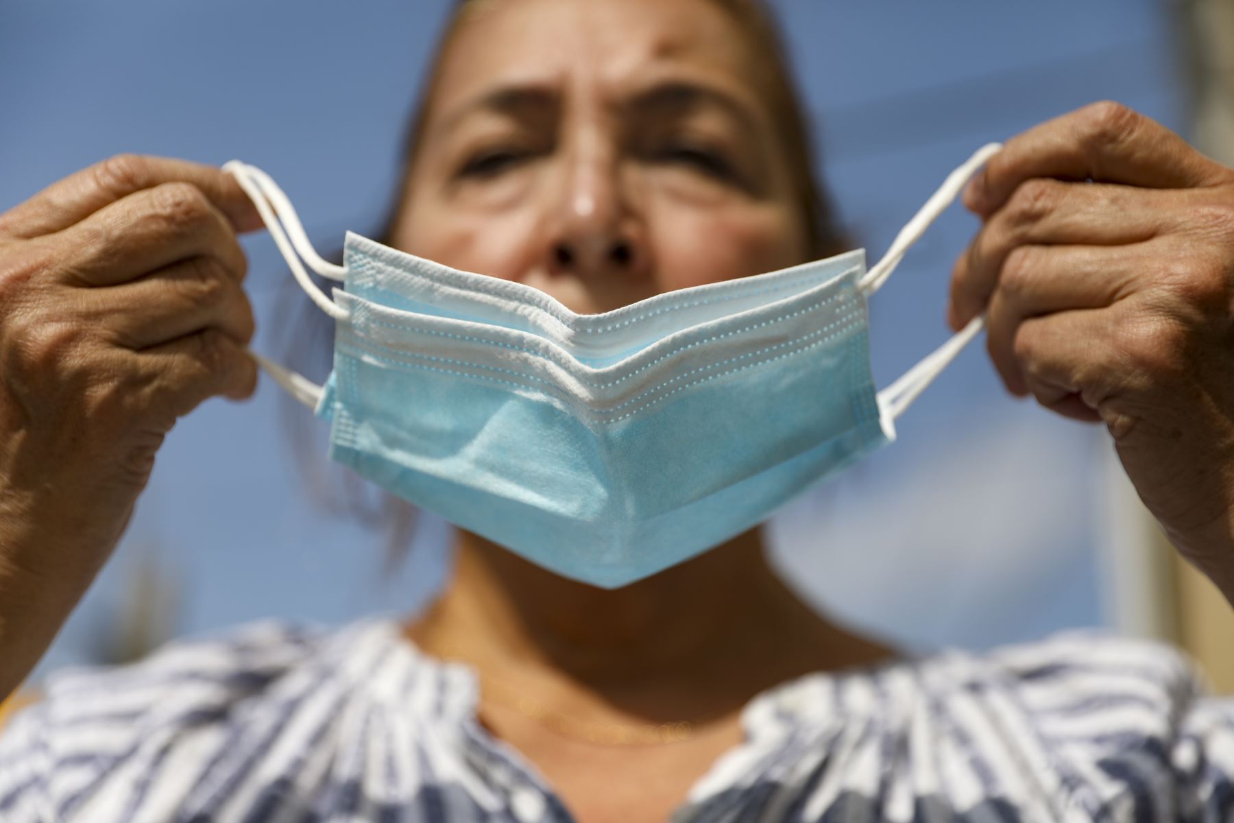 Minsa anuncia retiro de la mascarilla: “Se usarán solo en el transporte público y hospitales”
