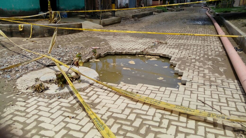 EPS Grau exhorta a Municipalidad de Catacaos a reparar cámara de desagües.