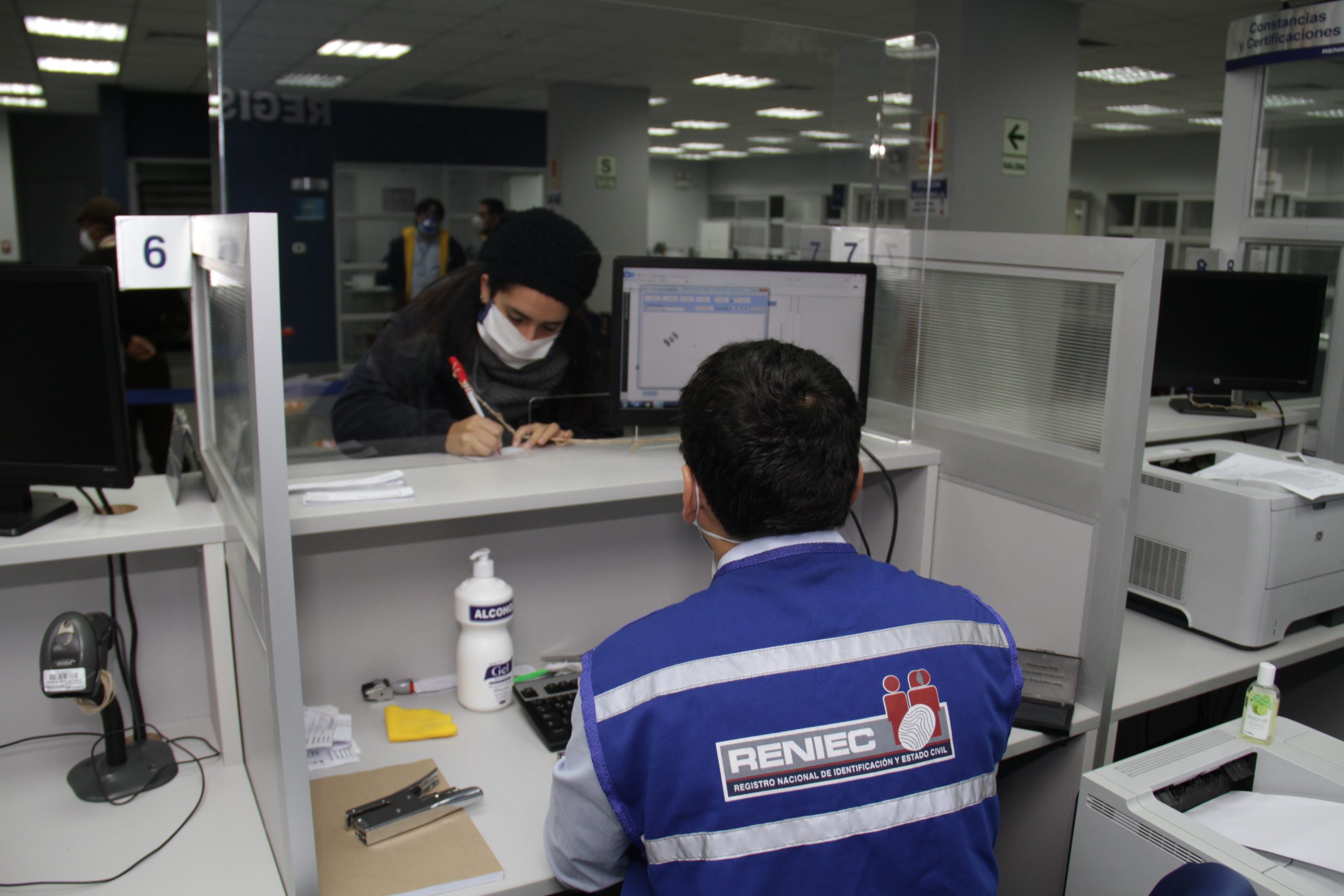 Reniec: Más de 49 mil piurano no han recogido su DNI