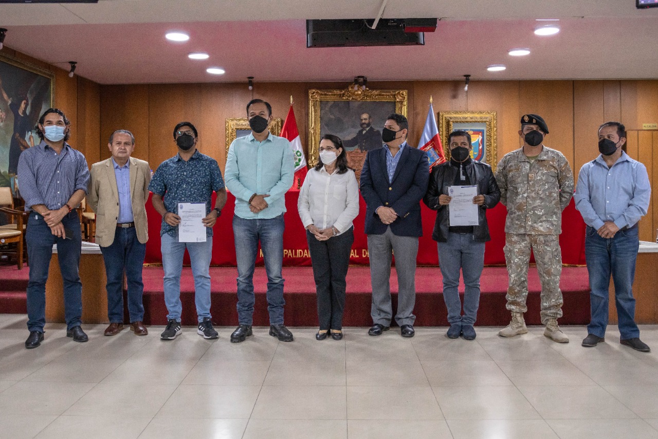 Premian a ganadores de corso por los 490 Aniversario de Piura