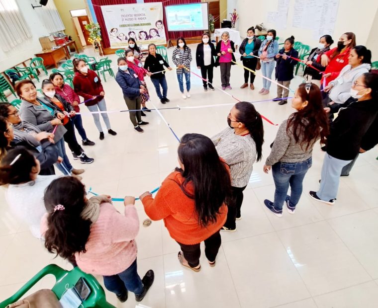 Presentarán “Agenda de la Mujer Ayabaquina” en Foro con candidatos provinciales