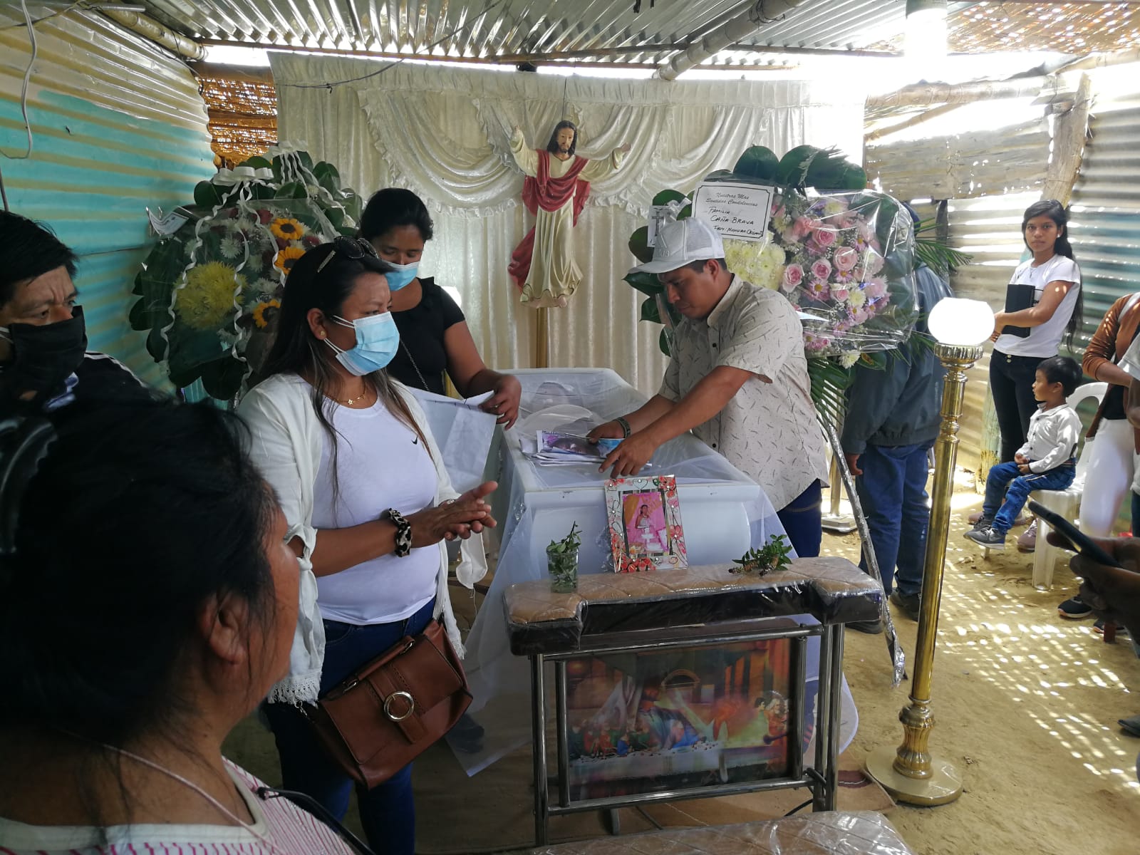 Familiares de adolescente hallada muerta en canal piden intervención del Ministerio de la Mujer