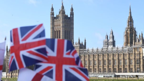 Reino Unido dejará de exigir visa a turistas peruanos desde el 9 de noviembre