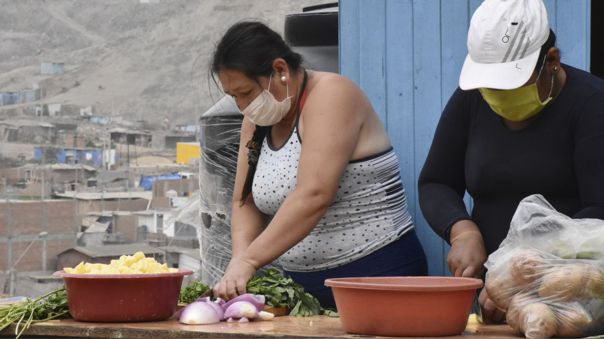 Uno de cada dos peruanos no sabe si comerá mañana