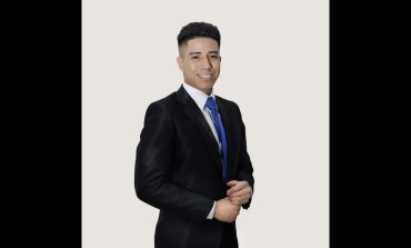 Aldo More representa a Perú en el Míster Teen World 2022
