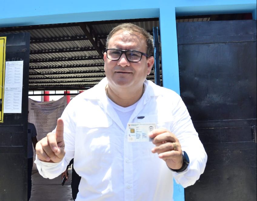 Gabriel Madrid: aunque la democracia sea imperfecta, es lo mejor que tenemos