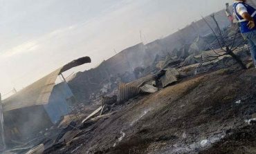 Sullana: incendio arrasa con 30 viviendas y familias quedan en la calle