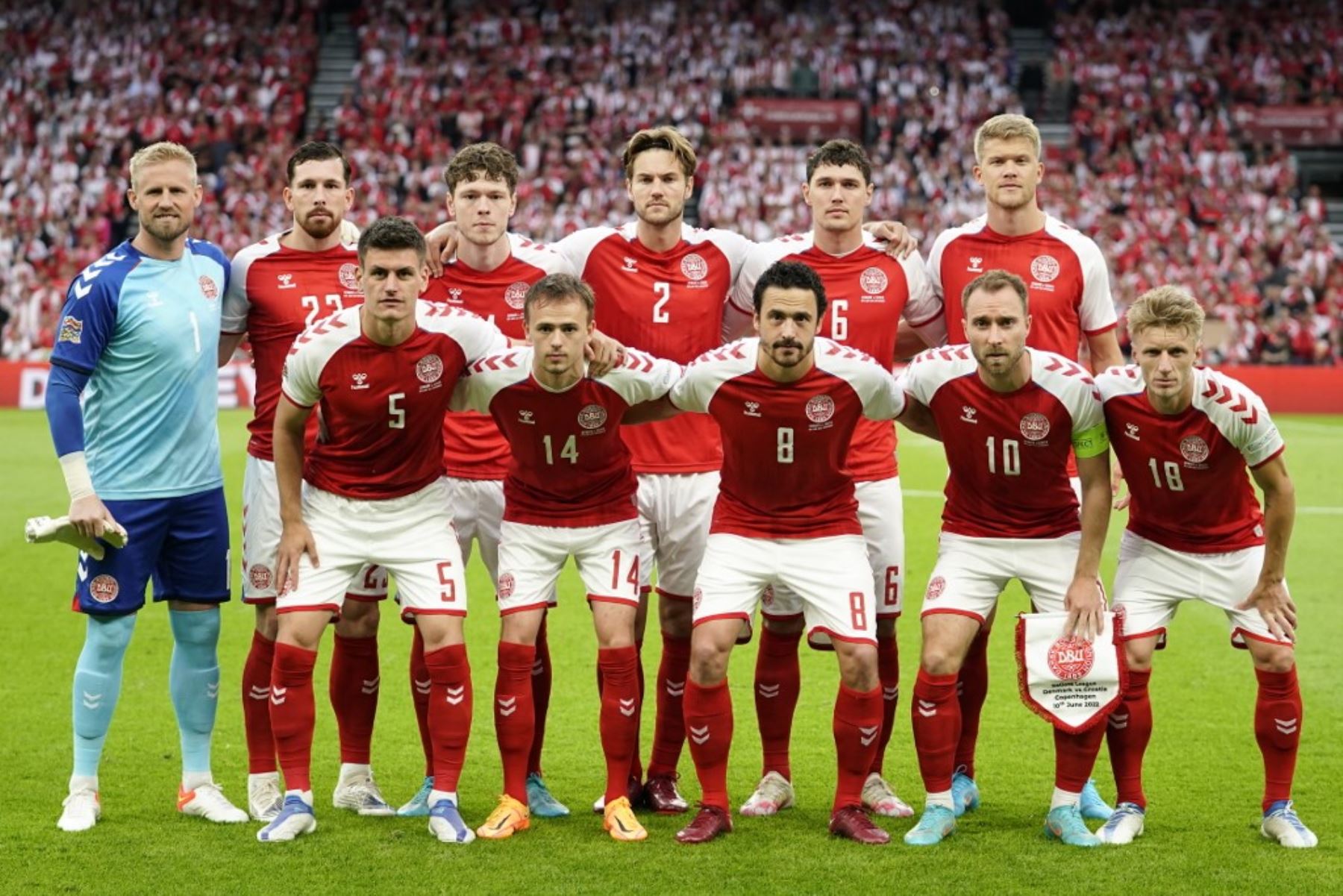 FIFA prohíbe a Dinamarca entrenar con camisetas en defensa de derechos humanos