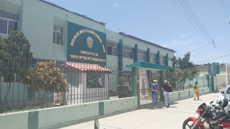 Joyas, dinero y artefactos se llevan ladrones de dos casas de la Urb. Las Casuarinas y Miraflores