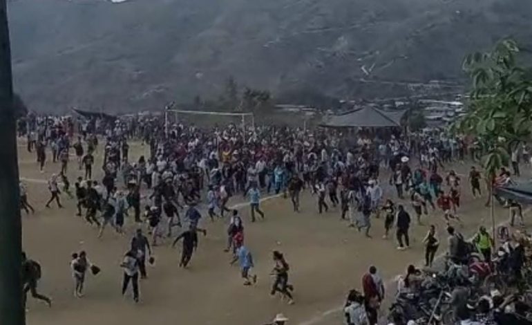 Piura: jugadores e hinchas se pelean durante partido de fútbol en Ayabaca