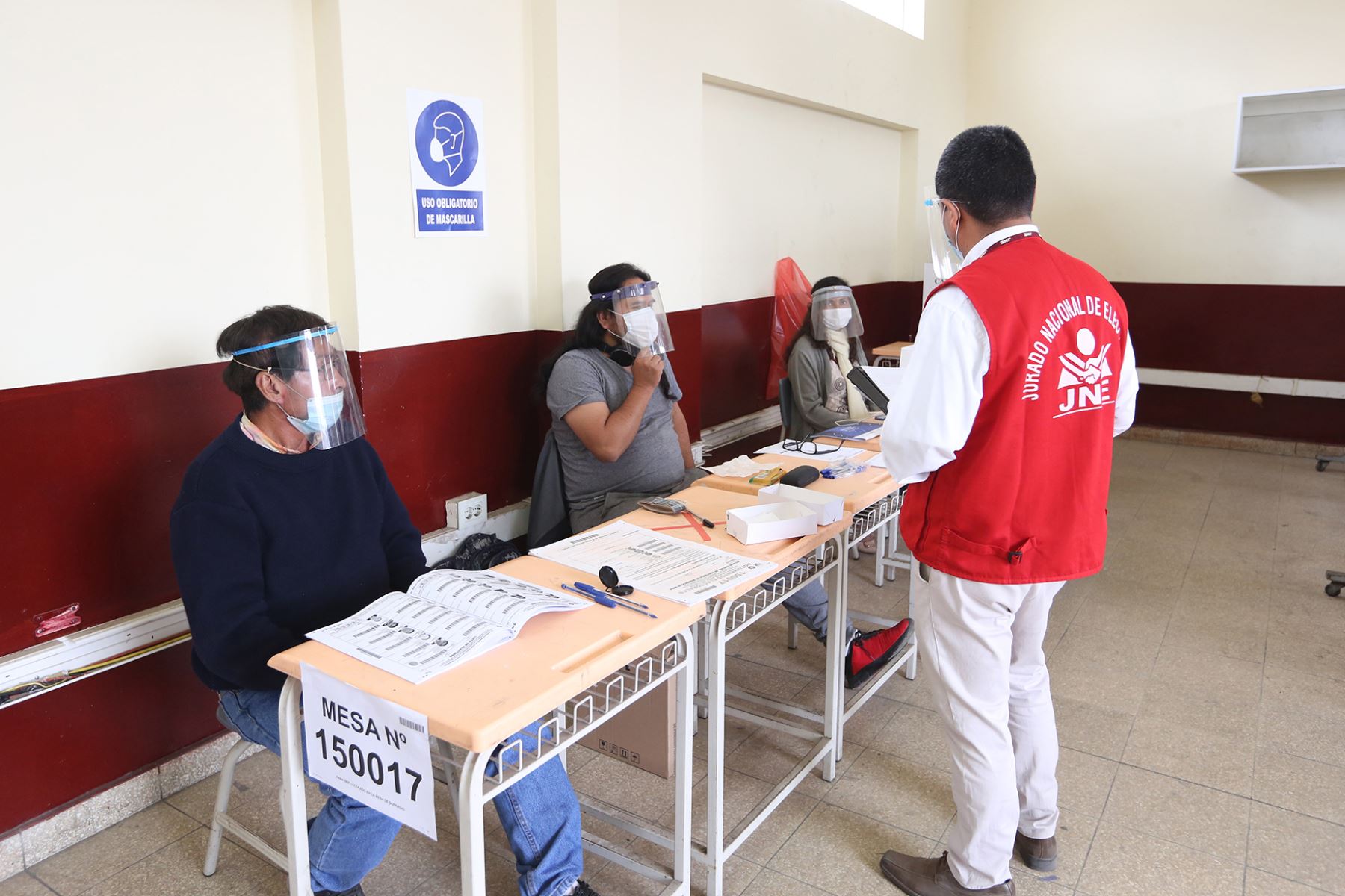 Segunda vuelta Piura: más de 400 fiscalizadores del JNE serán distribuidos en los locales de votación