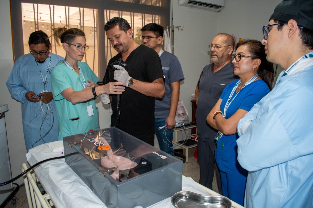En Piura se capacitan a médicos de Ecuador, Bolivia y Colombia