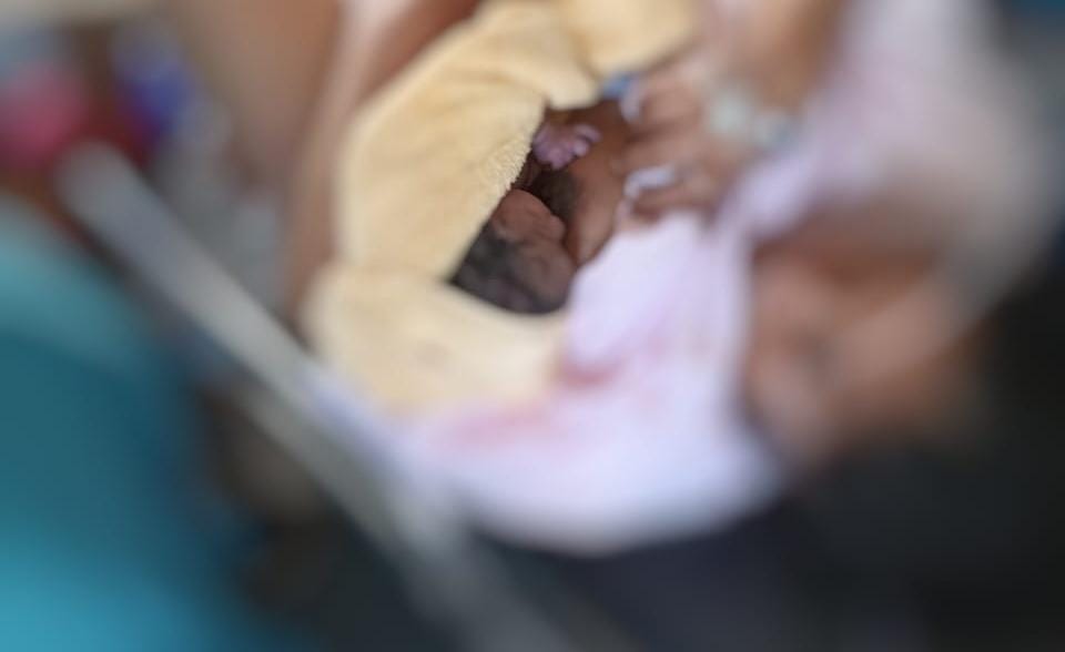 Piura: mujer alumbra a bebé en una ambulancia camino al Centro de Salud de Frías