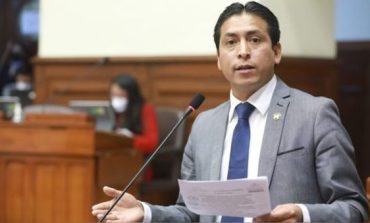 Comisión Permanente aprobó informe final para inhabilitar por 10 años a Freddy Díaz