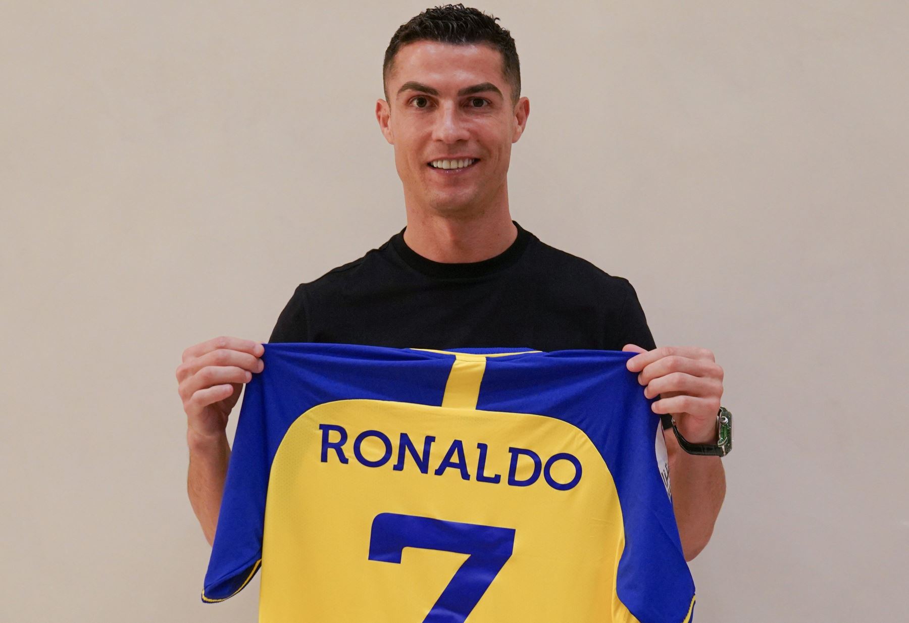 Ronaldo dice ser “único” y su trabajo en Europa está “hecho” al unirse a Al Nassr