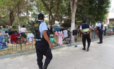 Piura: Serenazgo retira a extranjeros que invadieron parque infantil