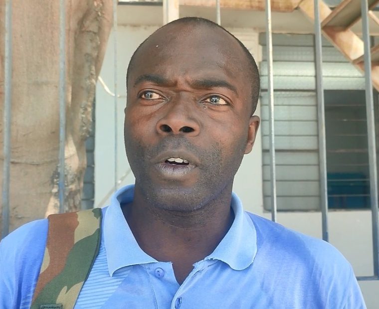 Haitiano pide apoyo para encontrar a su compatriota que perdió a ocho de sus familiares en accidente