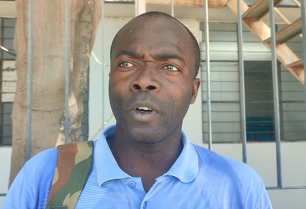 Haitiano pide apoyo para encontrar a su compatriota que perdió a ocho de sus familiares en accidente