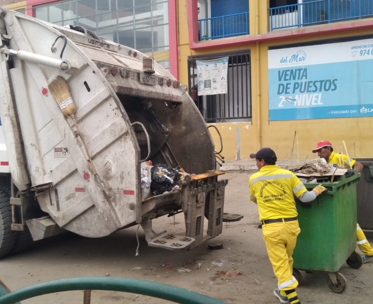 Municipalidad de Piura recoge 30 toneladas diarias de residuos sólidos del Complejo de Mercados